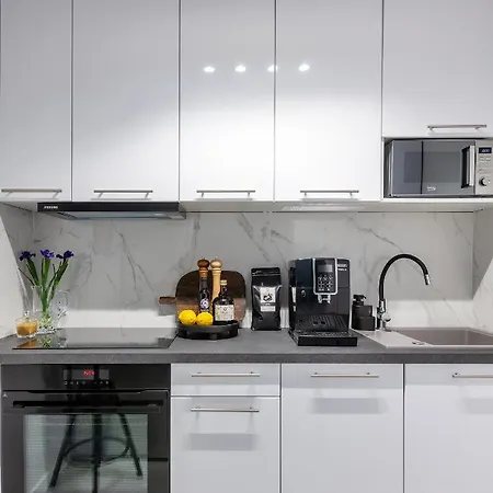 Bella Luna Luxury - Oasis Gem In * Warsaw