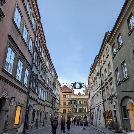 Bella Luna Luxury - Oasis Gem In Warsaw