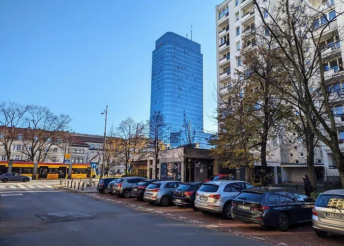 Bella Luna Luxury - Oasis Gem In ורשה