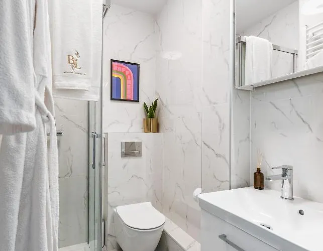 דירה Bella Luna Luxury - Oasis Gem In ורשה